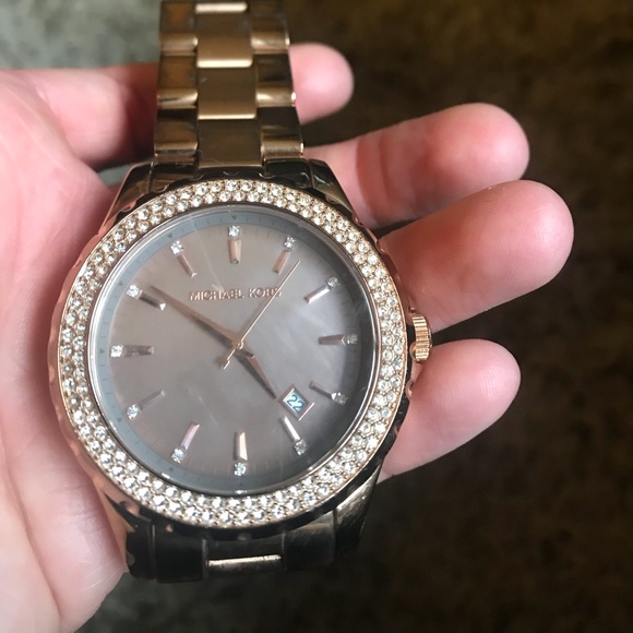 Rose Gold Michael Kors Watch - Picture 5 of 6